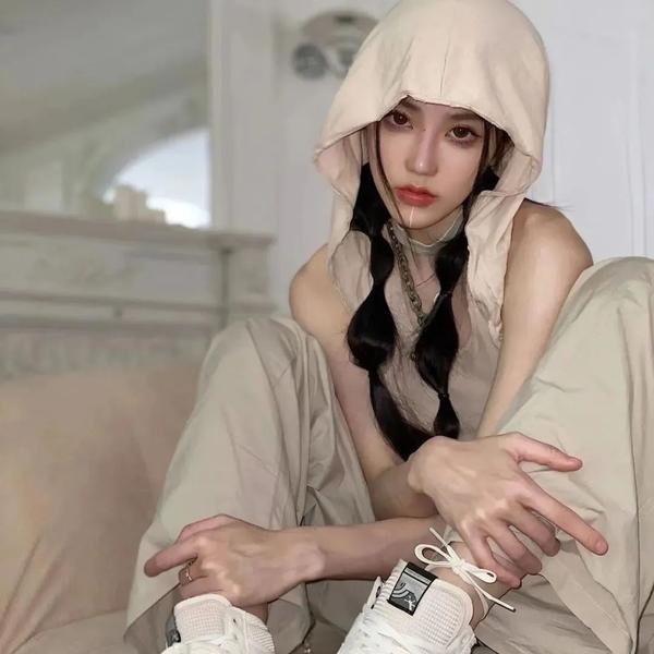 他在窥视你